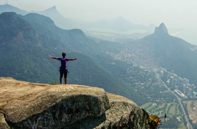 Rio de Janeiro: Gavea Rock Guided Hiking Tour + Transfer