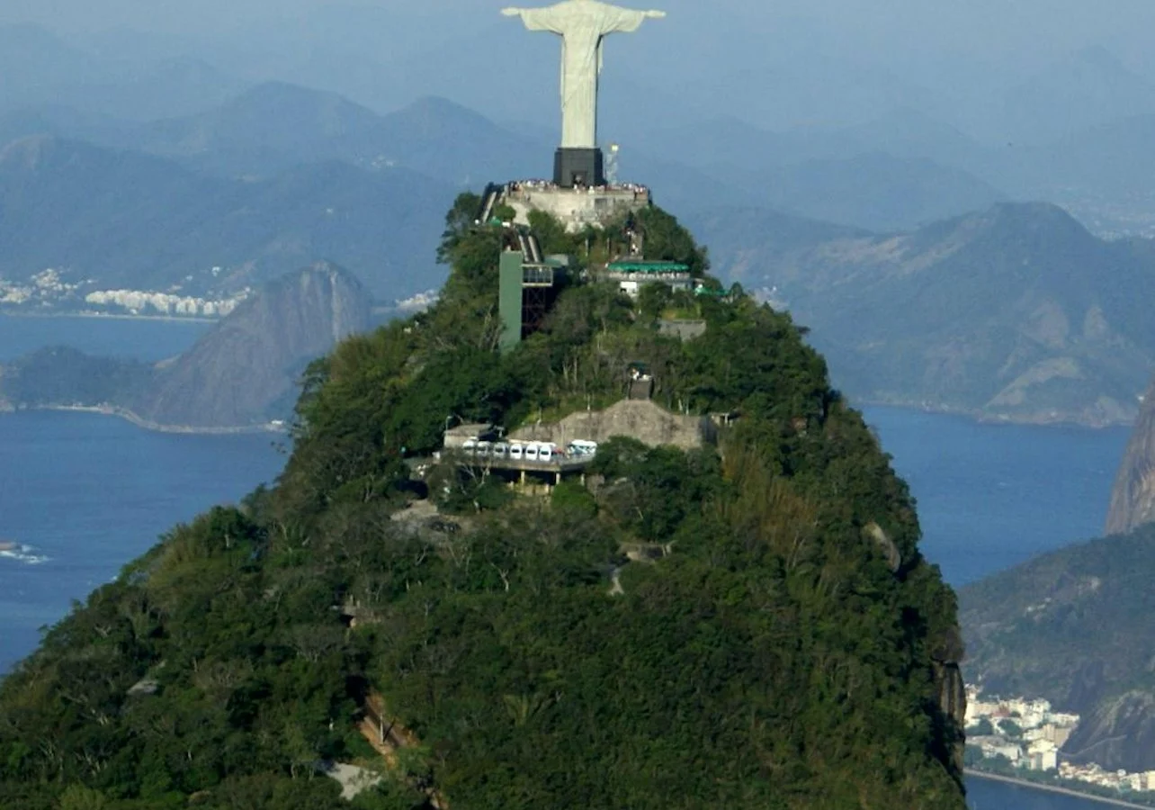 Rio de Janeiro: Guided City Tour + Cable Car & Train Ticket + Lunch + Transfers